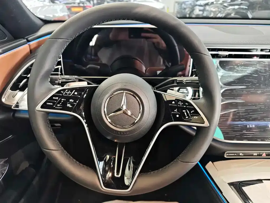Mercedes-Benz E-Class 2026 из CN, фото 2