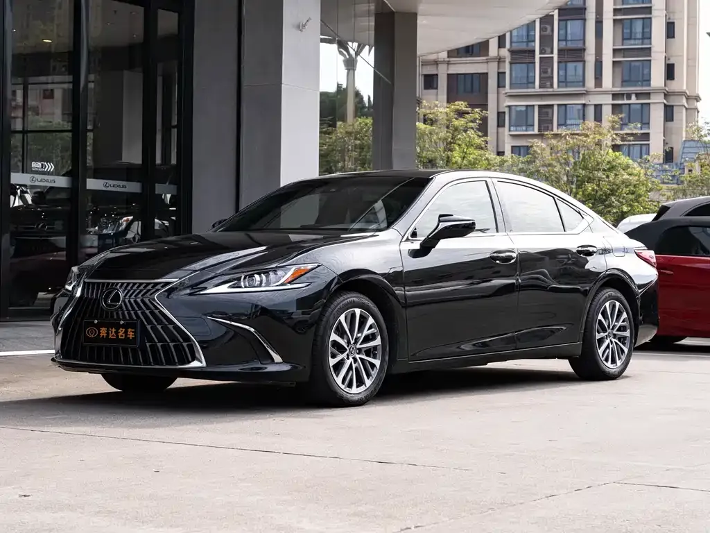 Lexus ES 2024 из CN, фото 1