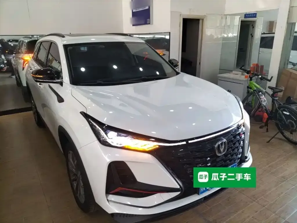 Changan CS75PLUS — фото 3