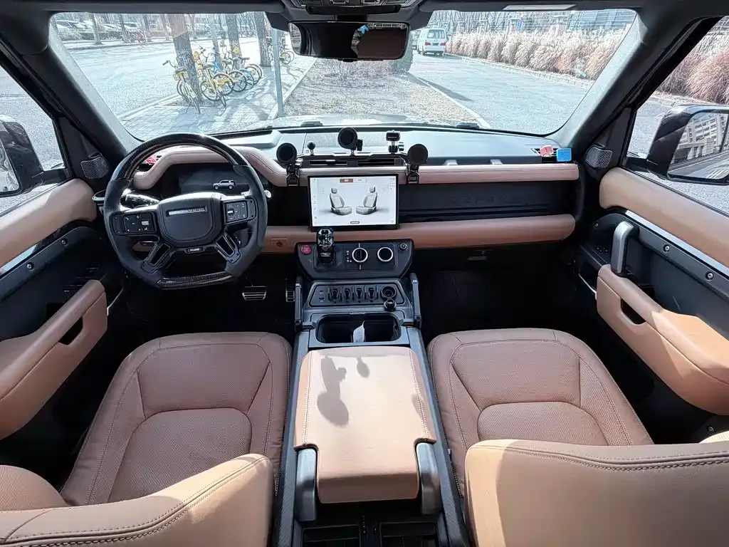 Land Rover Defender 2024 из CN, фото 3