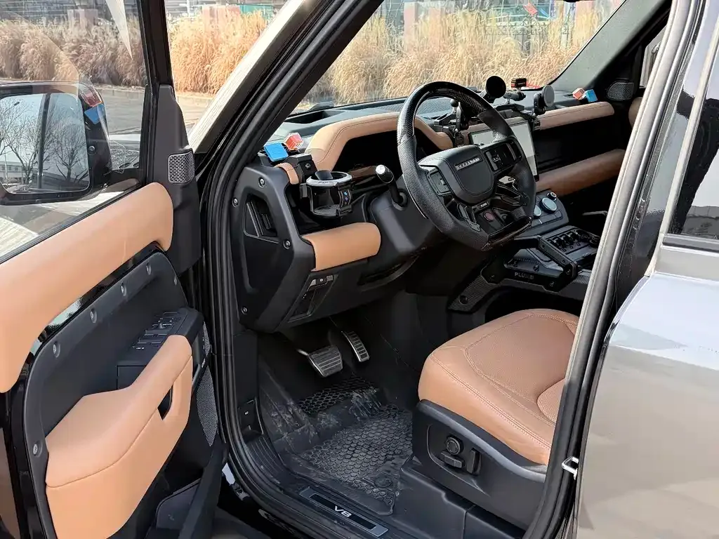 Land Rover Defender 2024 из CN, фото 9