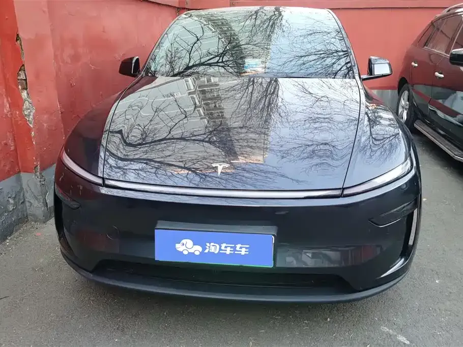 Tesla Model Y 2025 из CN, фото 4