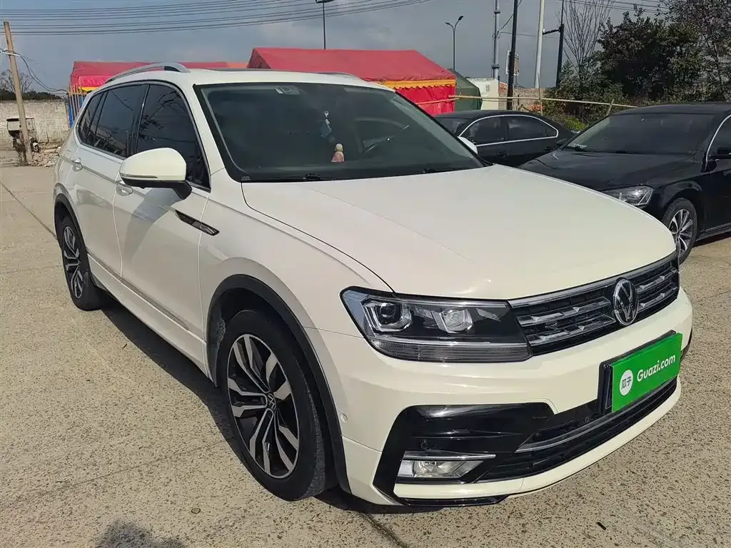Volkswagen Tiguan L 2021 из CN, фото 4