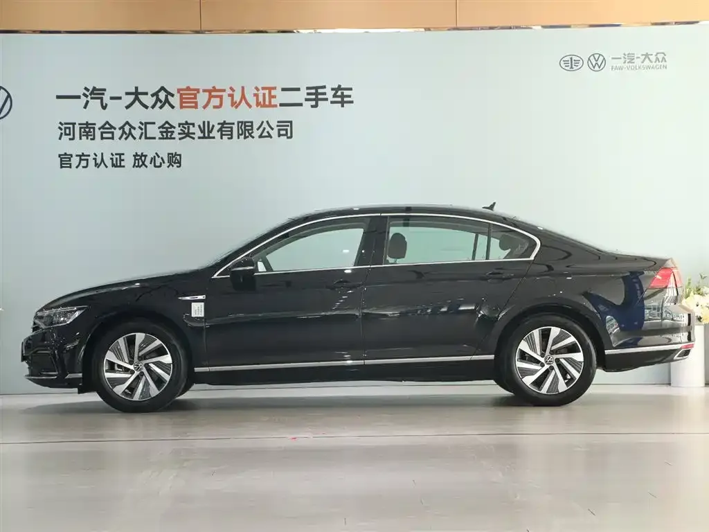 Volkswagen Magotan GTE PHEV 2023 из CN, фото 2
