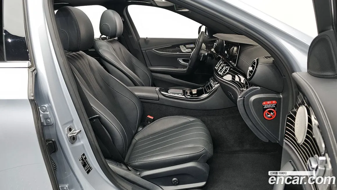 Mercedes-Benz E-Class 2023 из KR, фото 6
