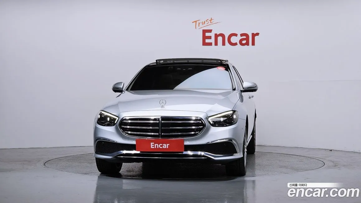 Mercedes-Benz E-Class 2023 из KR, фото 2