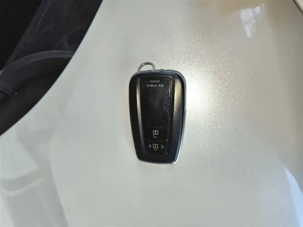 Toyota RAV4 2022 из CN, фото 2