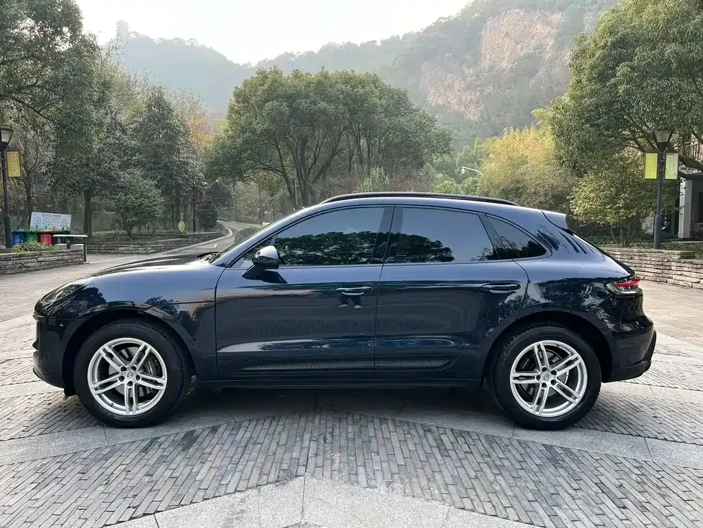 Porsche Macan 2023 из CN, фото 8