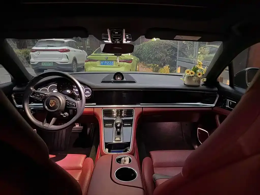 Porsche Panamera 2022 из CN, фото 2