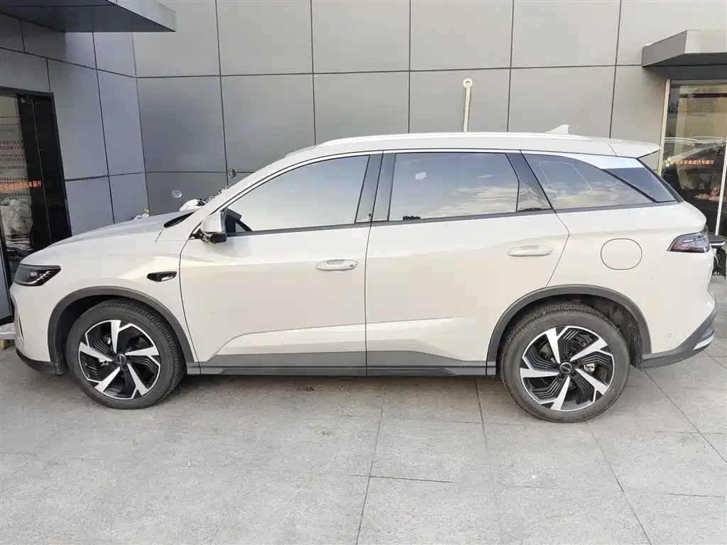 BYD Seal 05 DM-i 2025 из CN, фото 2