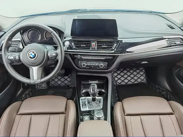BMW 1 Series 2023 из CN, фото 10