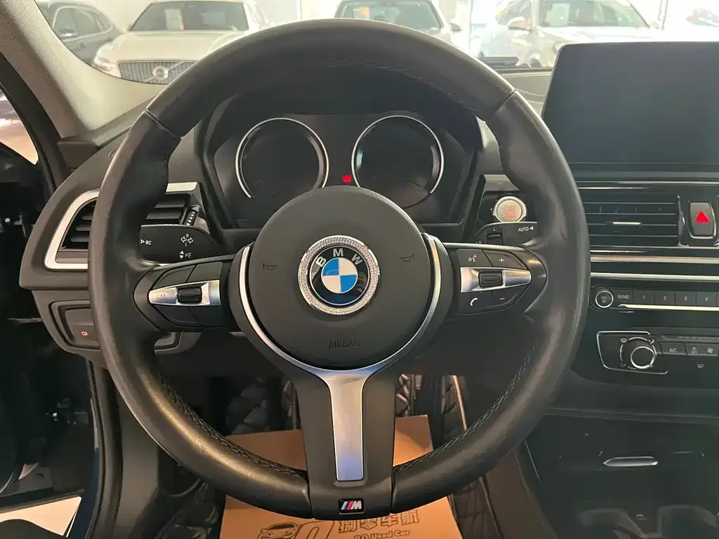 BMW 1 Series 2023 из CN, фото 6