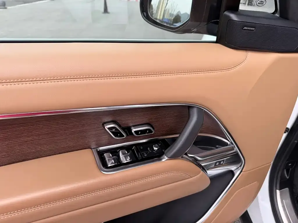 Land Rover Range Rover 2024 из CN, фото 8