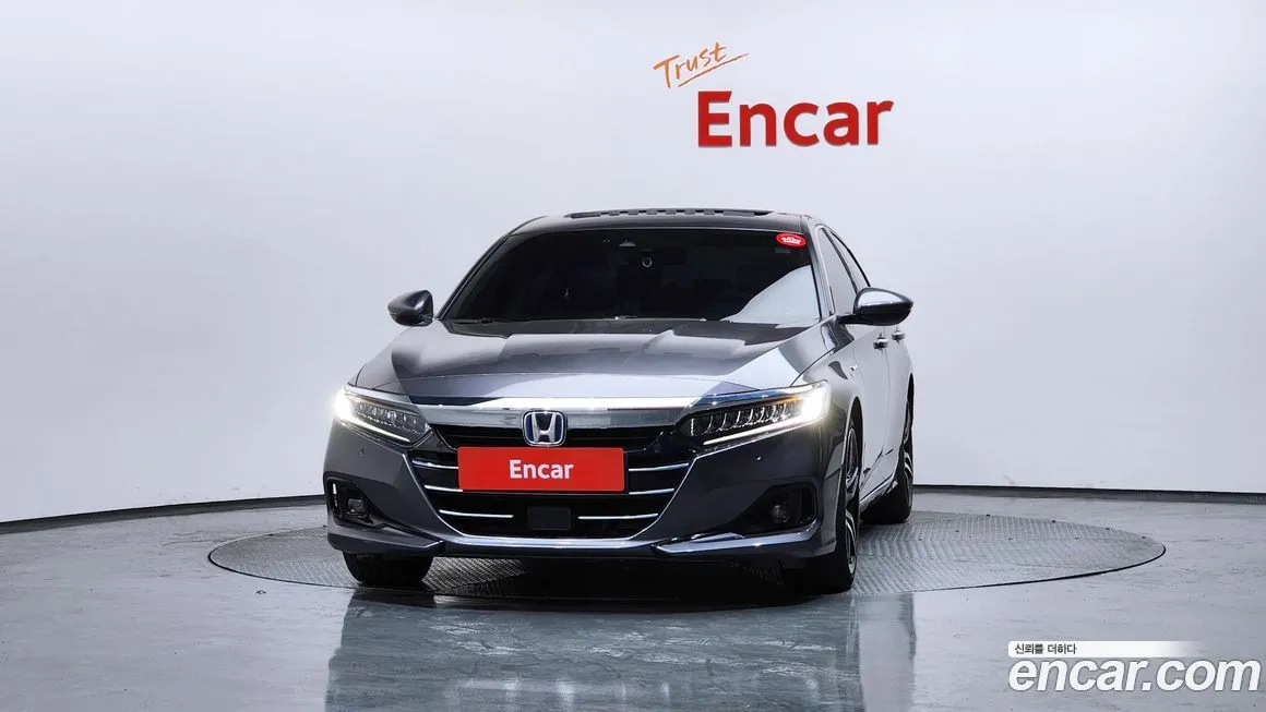 Honda Accord — фото 8