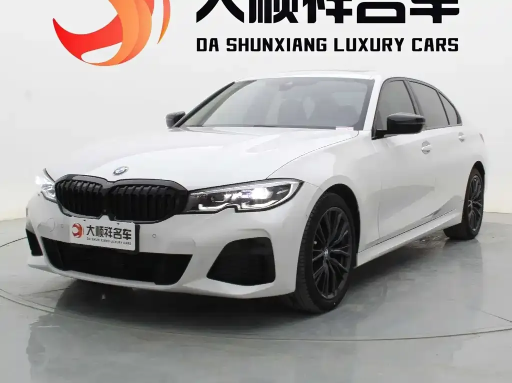 BMW 3 Series 2021 из CN, фото 1