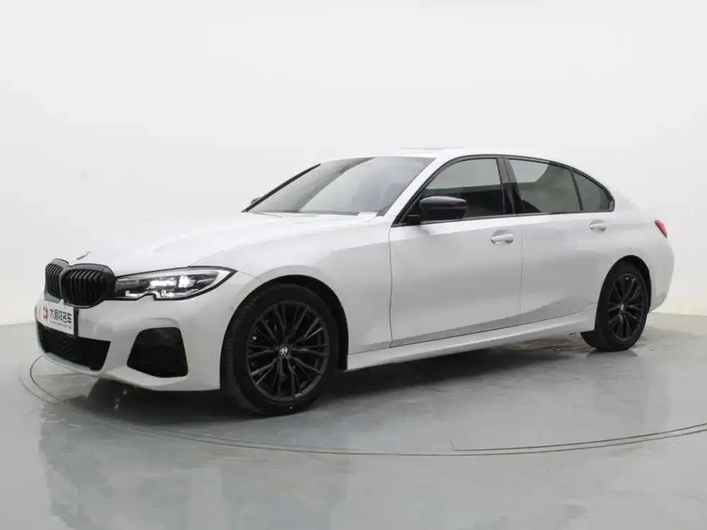 BMW 3 Series 2021 из CN, фото 2