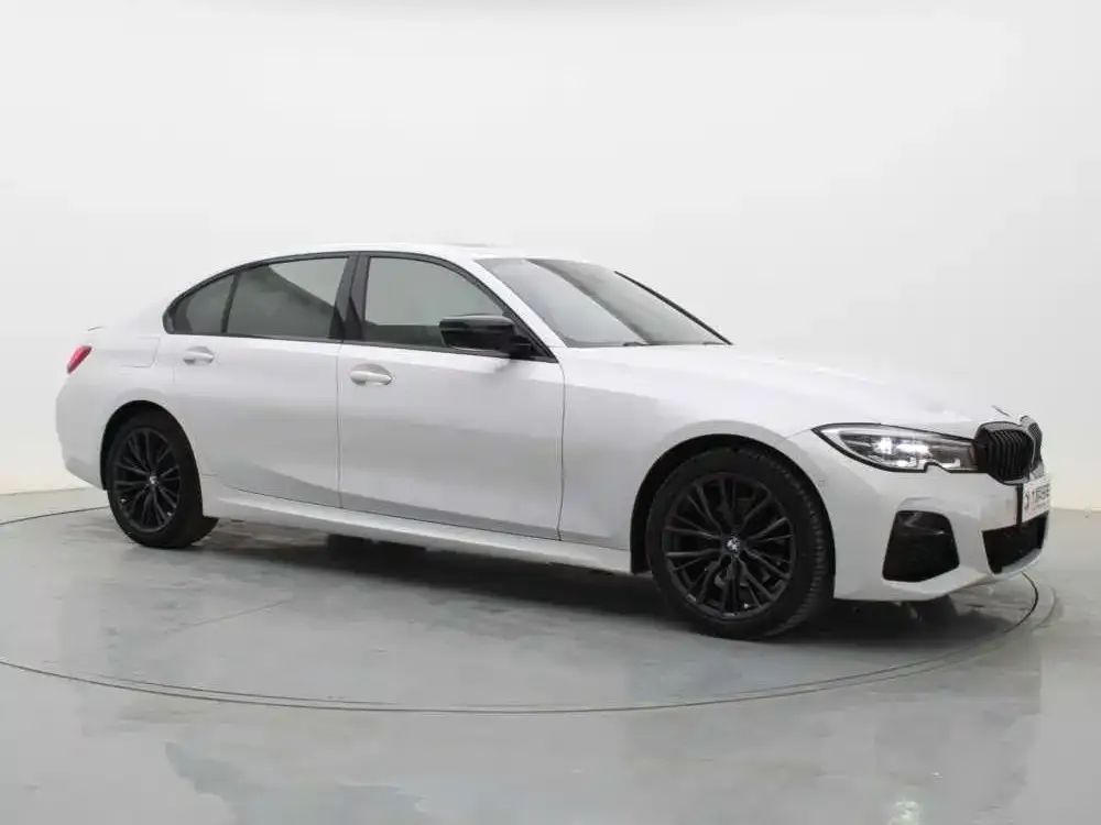 BMW 3 Series 2021 из CN, фото 8