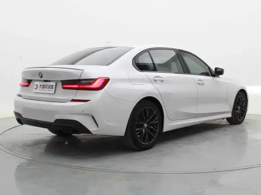 BMW 3 Series 2021 из CN, фото 4