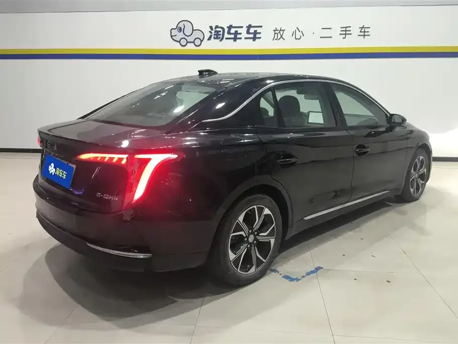 Hongqi E-QM5 2023 из CN, фото 3