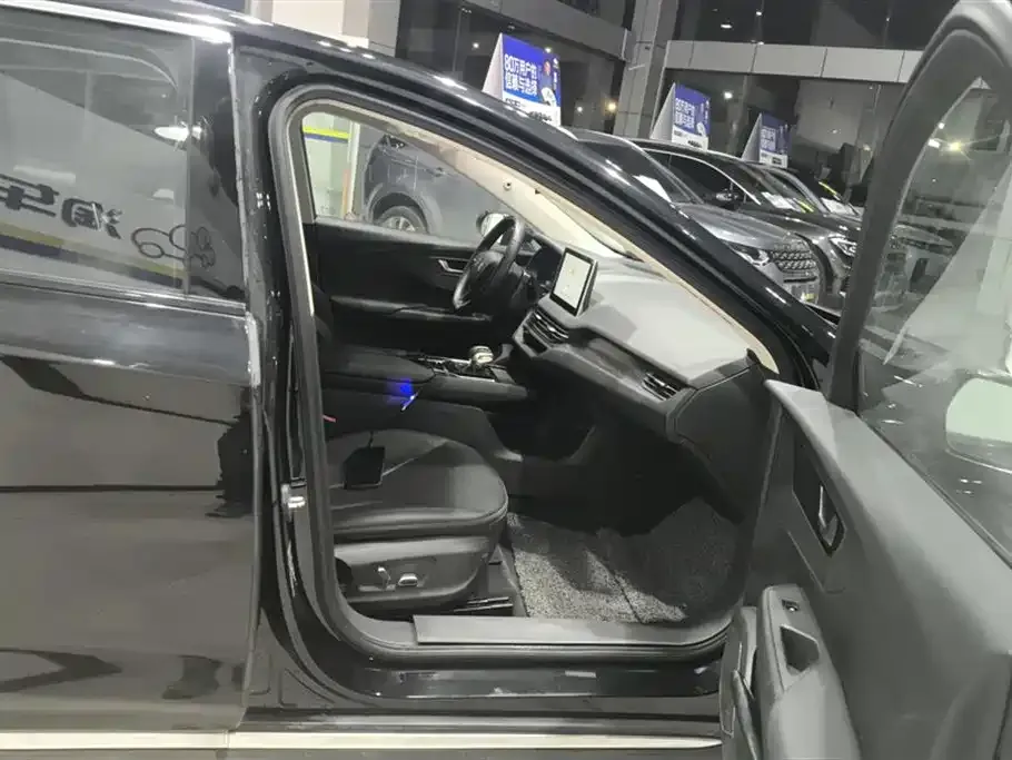 Hongqi E-QM5 2023 из CN, фото 7