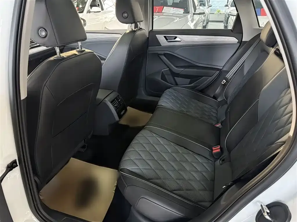 Volkswagen Sagitar 2024 из CN, фото 6