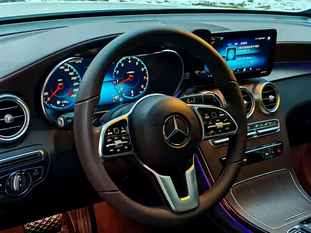 Mercedes-Benz GLC 2021 из CN, фото 2