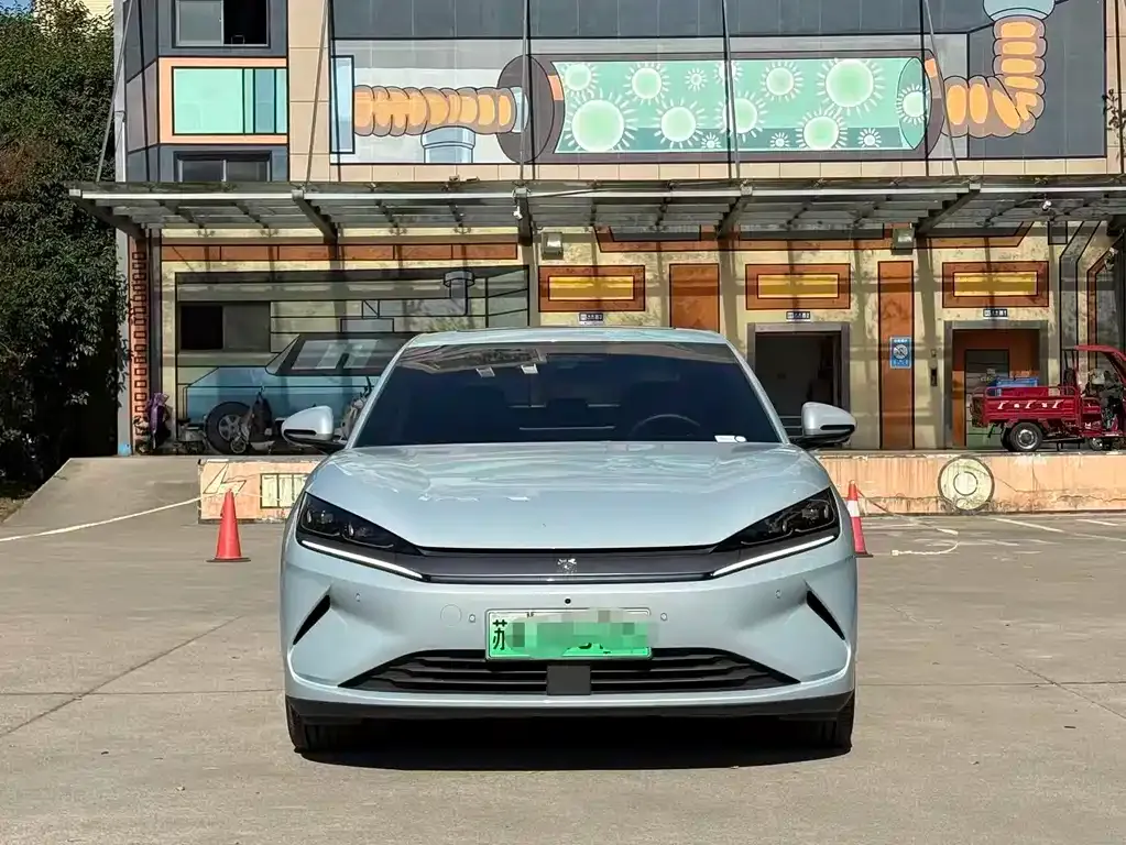 BYD Qin L 2025 из CN, фото 2