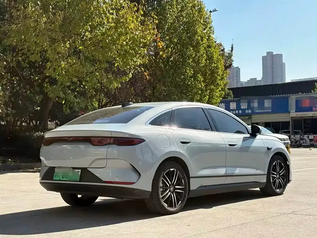 BYD Qin L 2025 из CN, фото 4