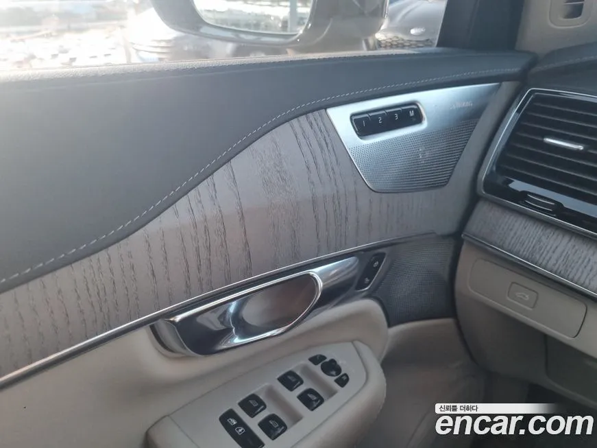 Volvo XC90 2025 из KR, фото 7