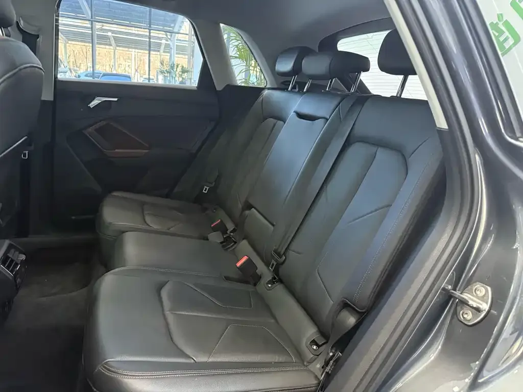 Audi Q3 2022 из CN, фото 8
