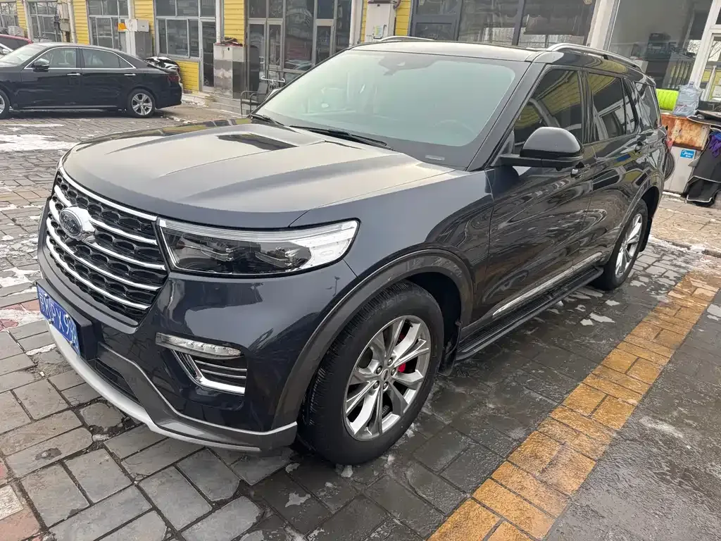 Ford Explorer 2021 из CN, фото 1