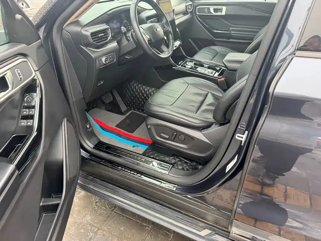 Ford Explorer 2021 из CN, фото 5