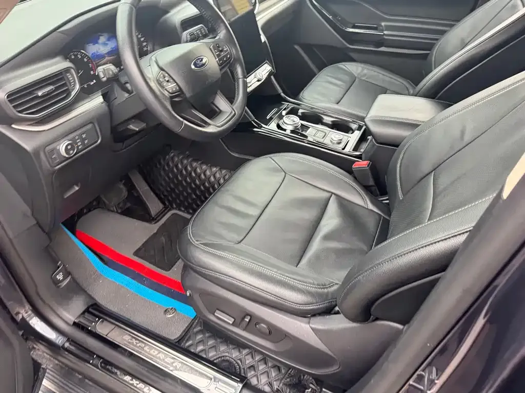Ford Explorer 2021 из CN, фото 9