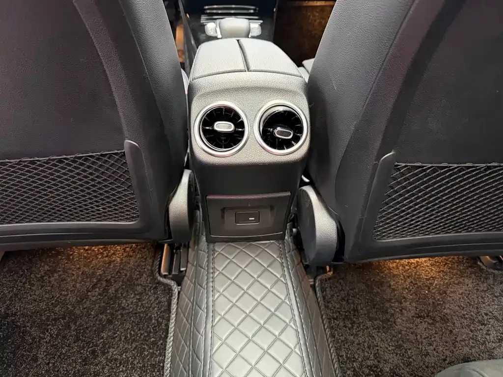 Mercedes-Benz A-Class 2021 из CN, фото 10
