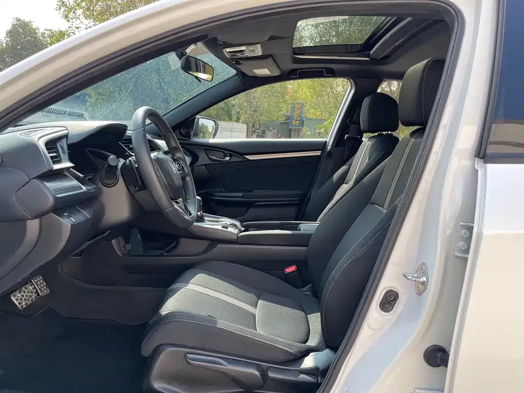 Honda Civic 2022 из CN, фото 6