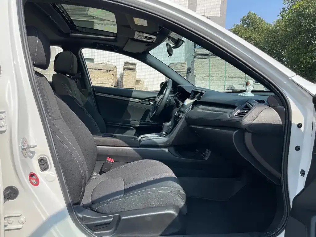Honda Civic 2022 из CN, фото 8