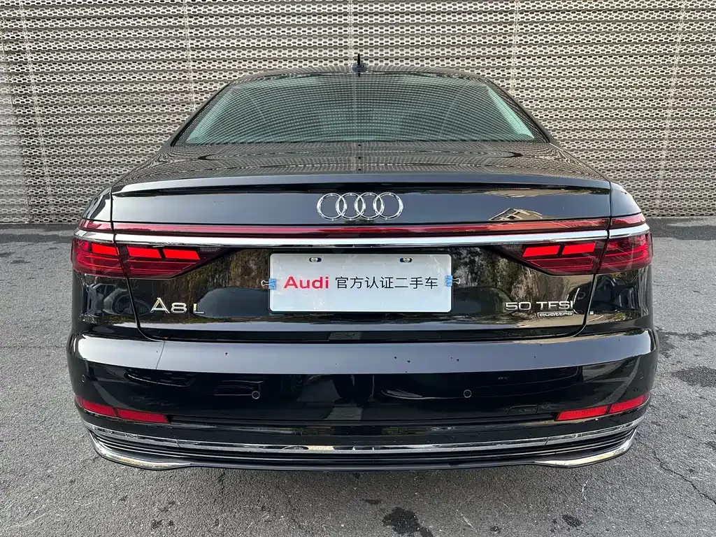 Audi A8 2024 из CN, фото 8