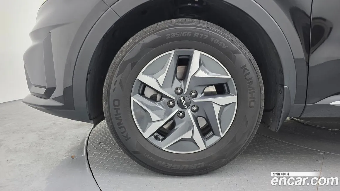 Kia Sorento — фото 6