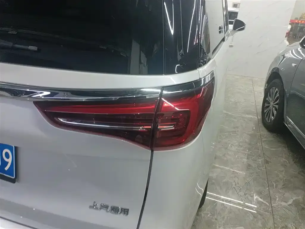 Buick GL8 2023 из CN, фото 6