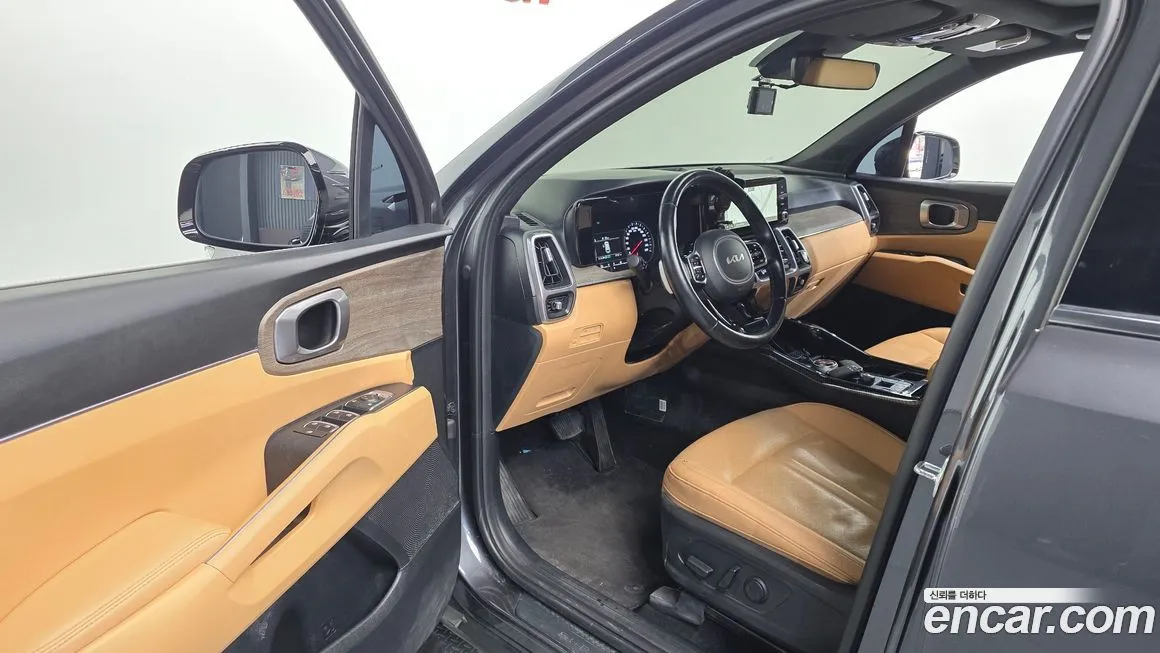 Kia Sorento — фото 7