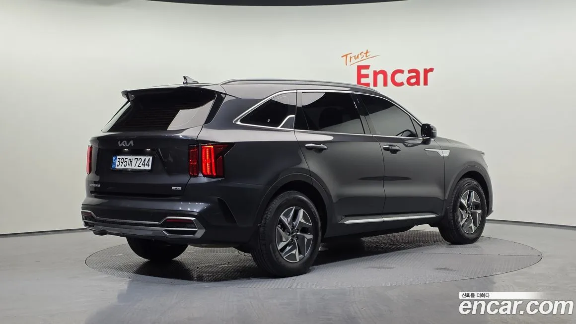 Kia Sorento — фото 4