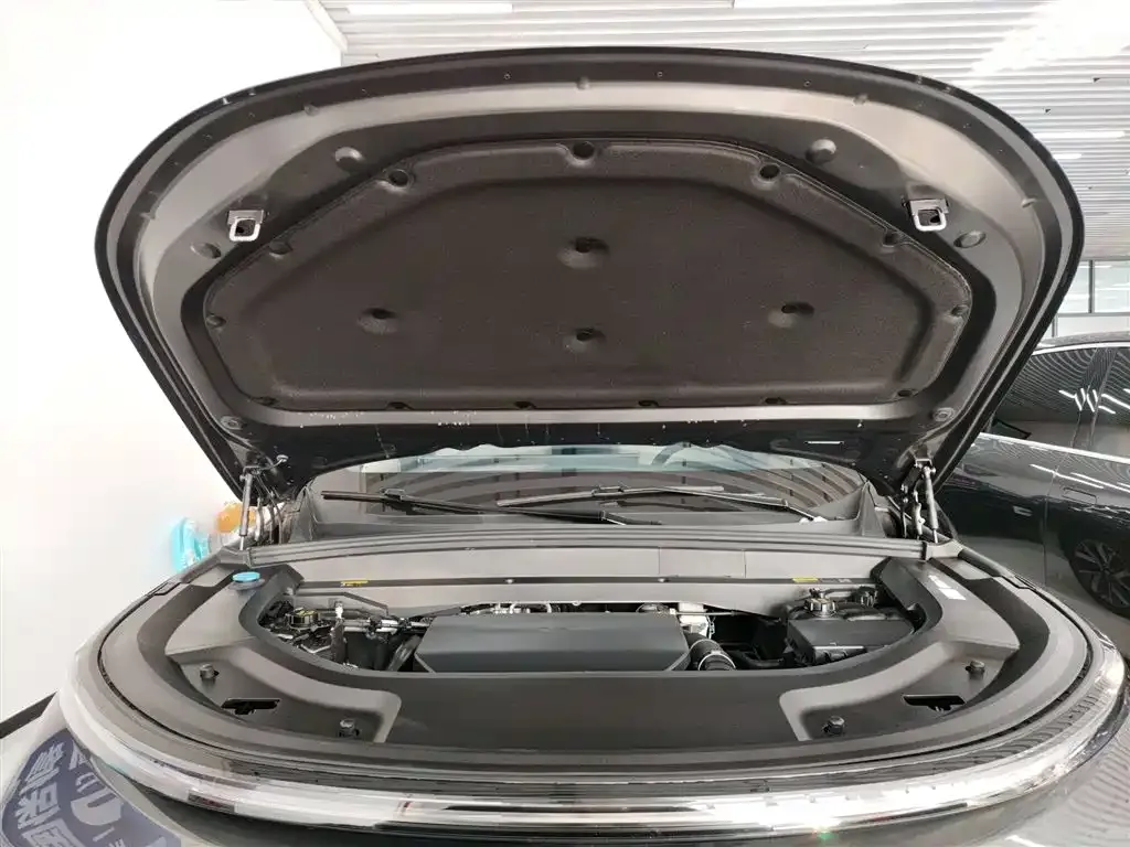 Li Auto L8 2024 из CN, фото 8