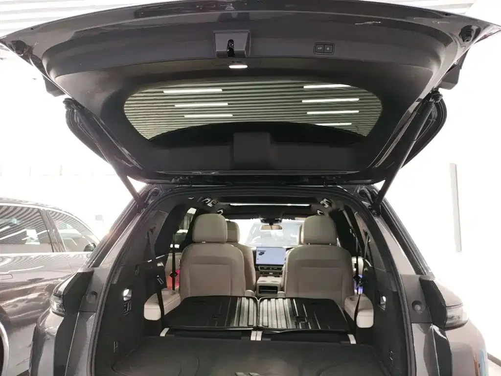 Li Auto L8 2024 из CN, фото 9