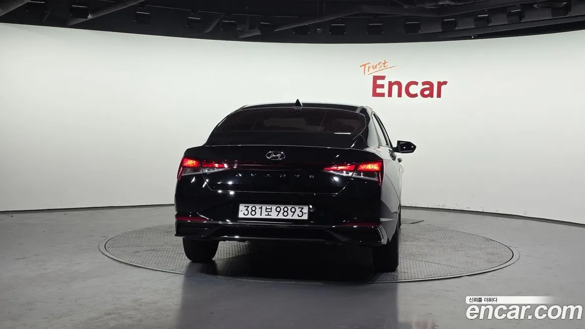 Hyundai AVANTE 2021 из KR, фото 3