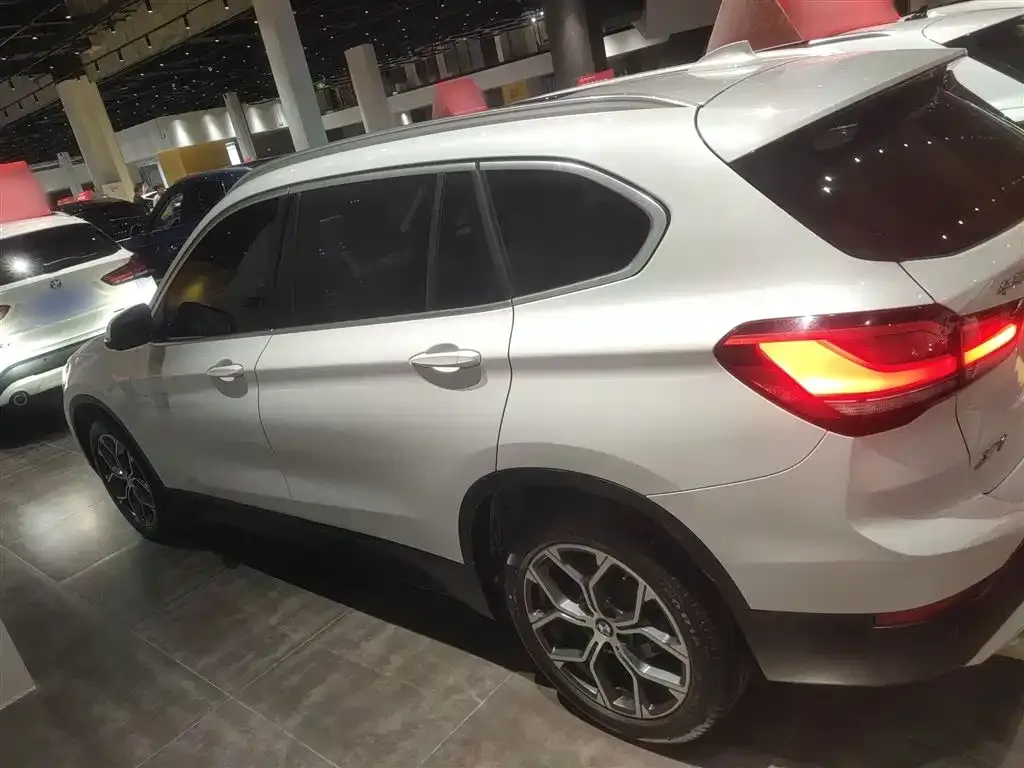 BMW X1 2022 из CN, фото 3