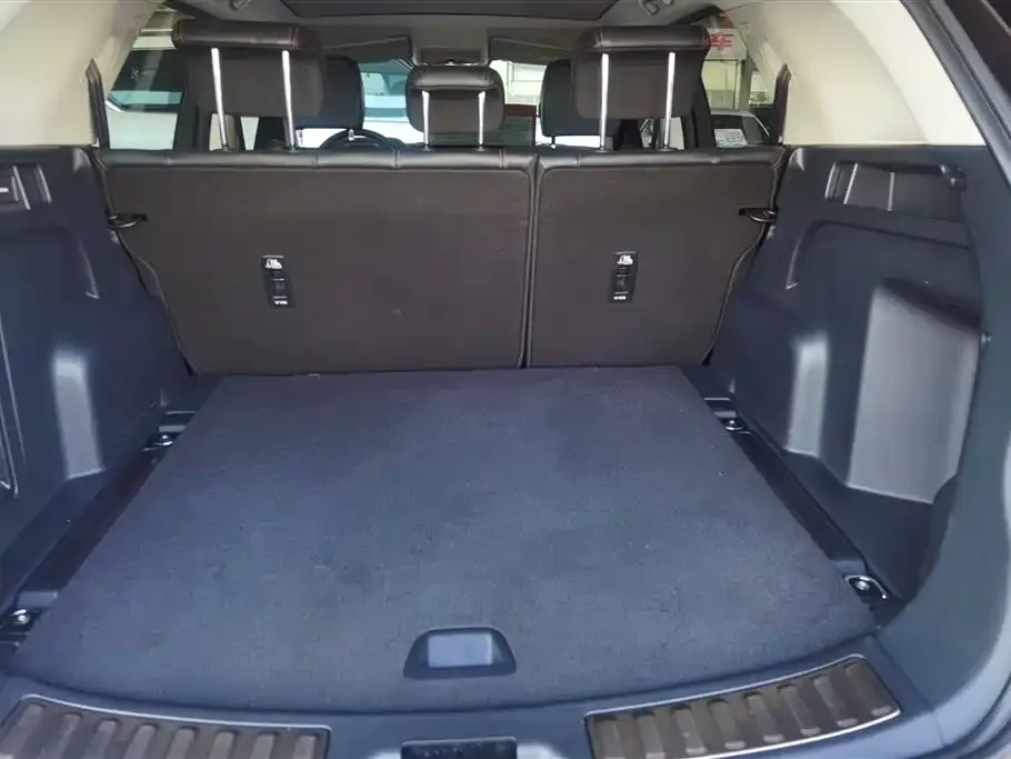 Land Rover Discovery Sport 2023 из CN, фото 8