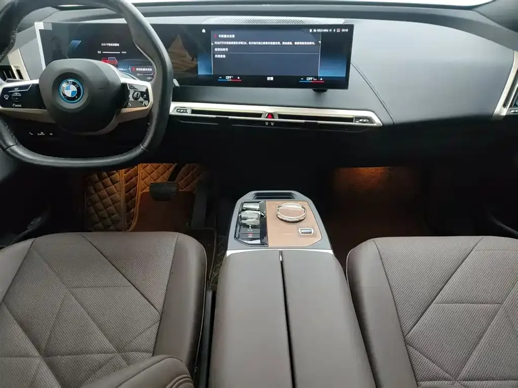 BMW iX 2023 из CN, фото 10