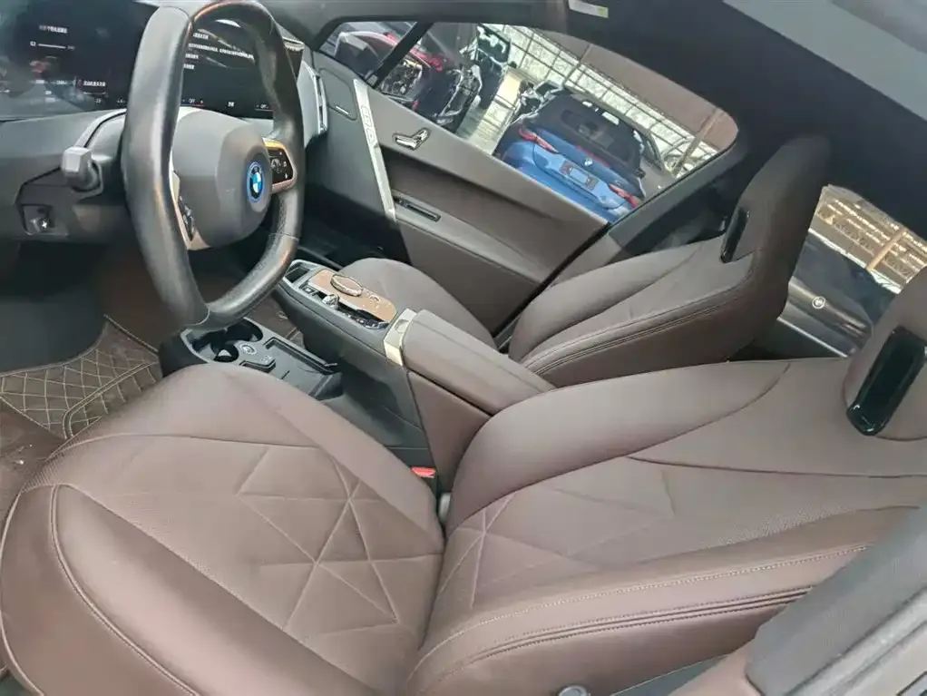 BMW iX 2023 из CN, фото 9