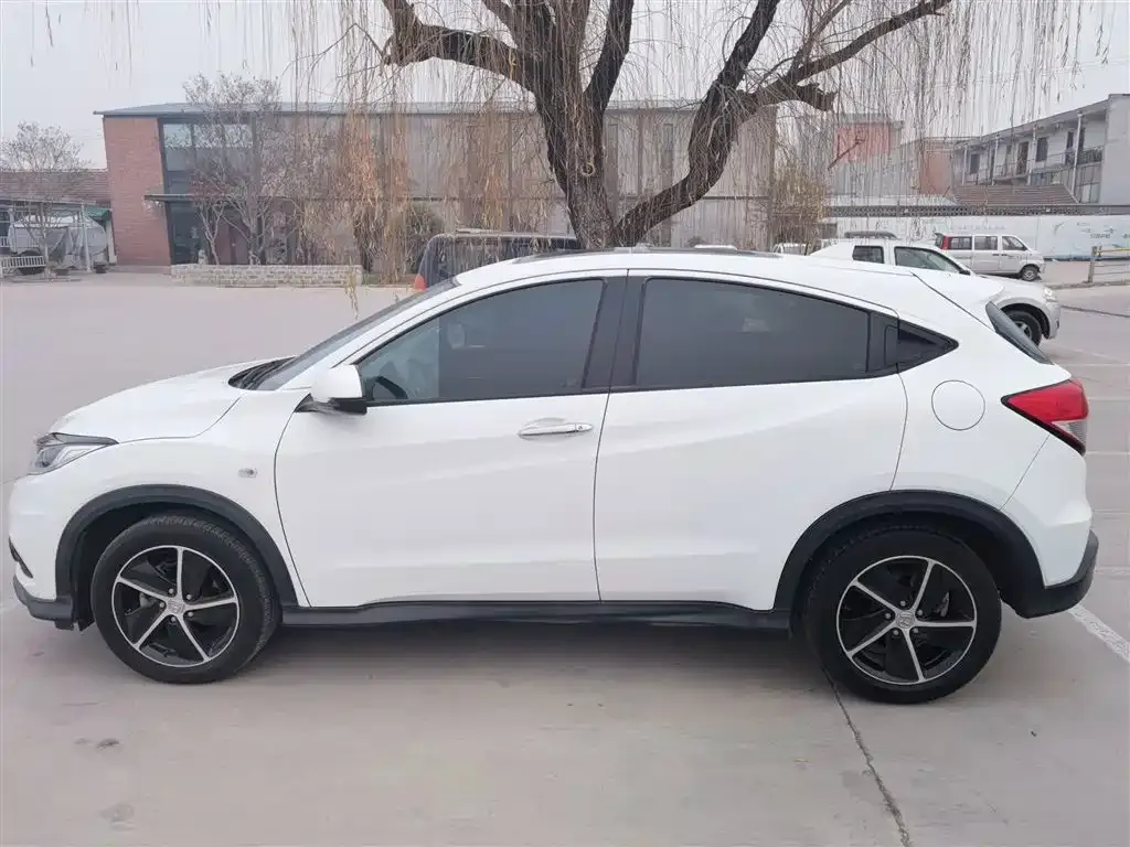 Honda Vezel 2021 из CN, фото 4