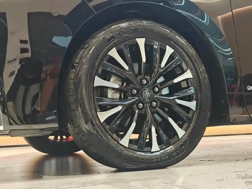 Toyota Vellfire 2024 из CN, фото 8